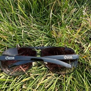 Guess Black Sunglasses with Dark Brown Lenses